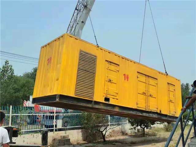 通渭300KW柴油发电机组油耗是多少?