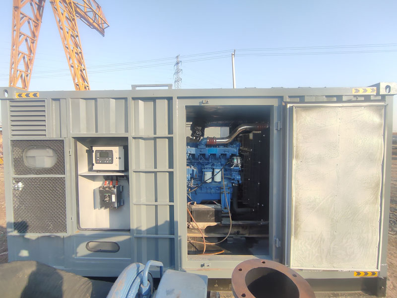 通渭柴油发电机组的机油多久更换一次比较合适？